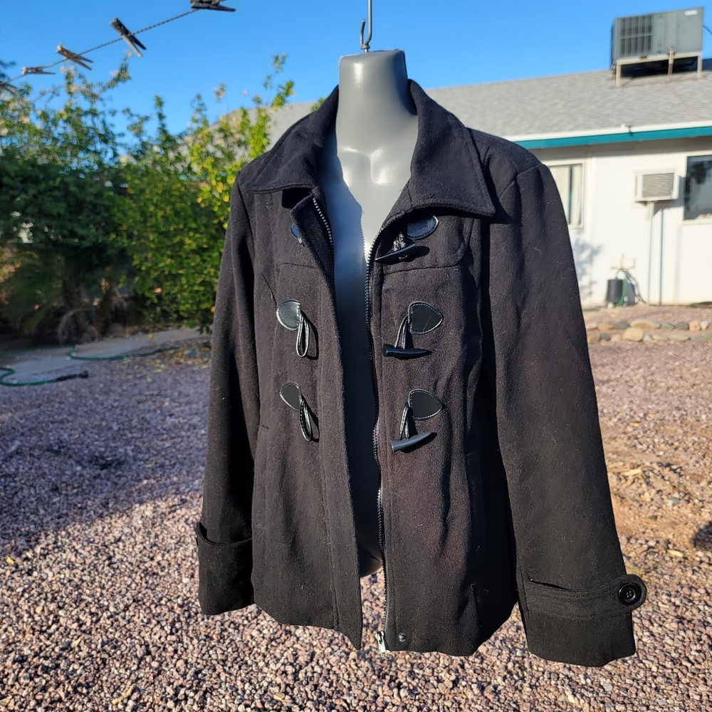 IDaisy Black Classic Stylish Jacket for Girls | Zip Up | Size L